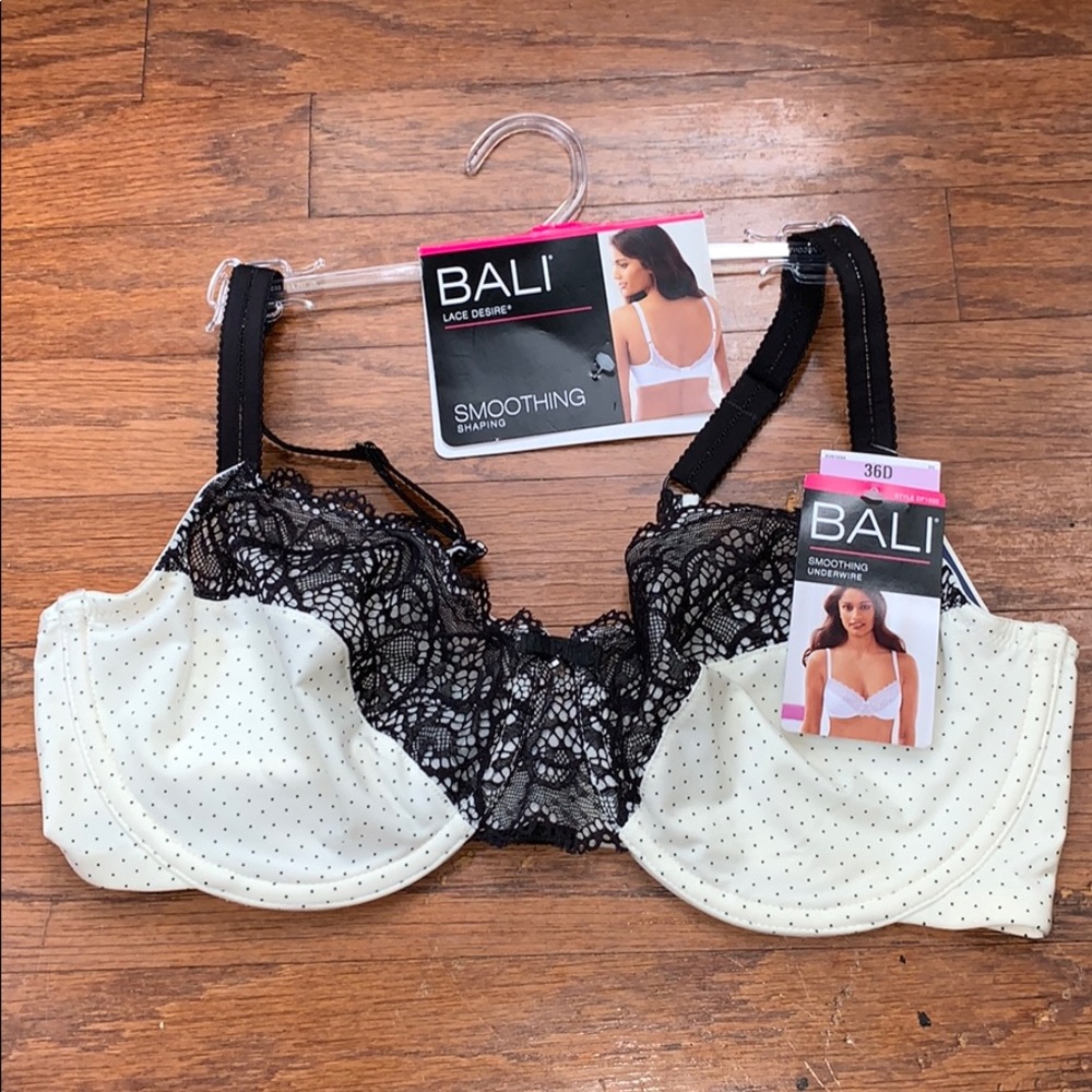 New with tags BALI Smoothing Underwire